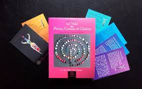 la voies des pierres et des cristaux par regina Martino kastellroc